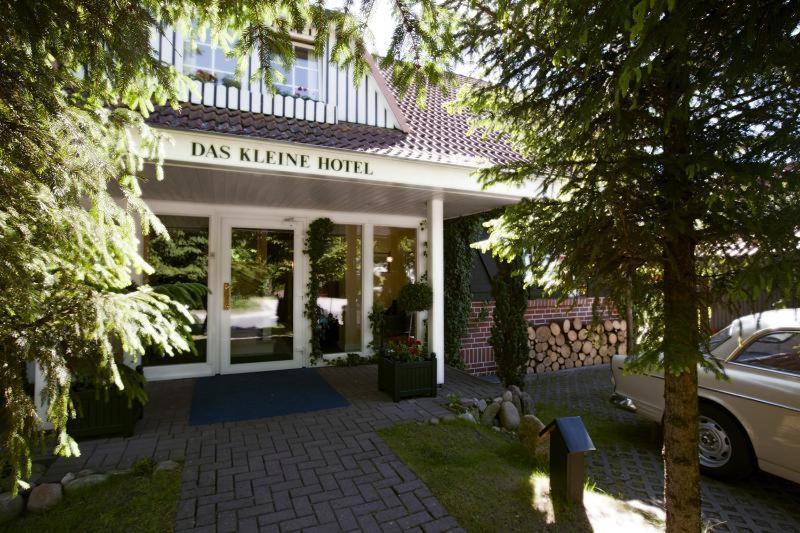 Das Kleine Hotel Am Park Garni Bispingen Exterior foto